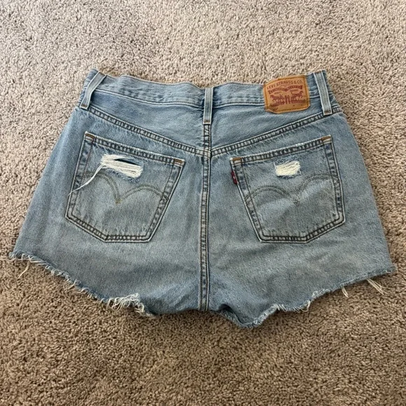 Levi's 501 Original Fit High Rise Shorts SZ 29 - Picture 2 of 6